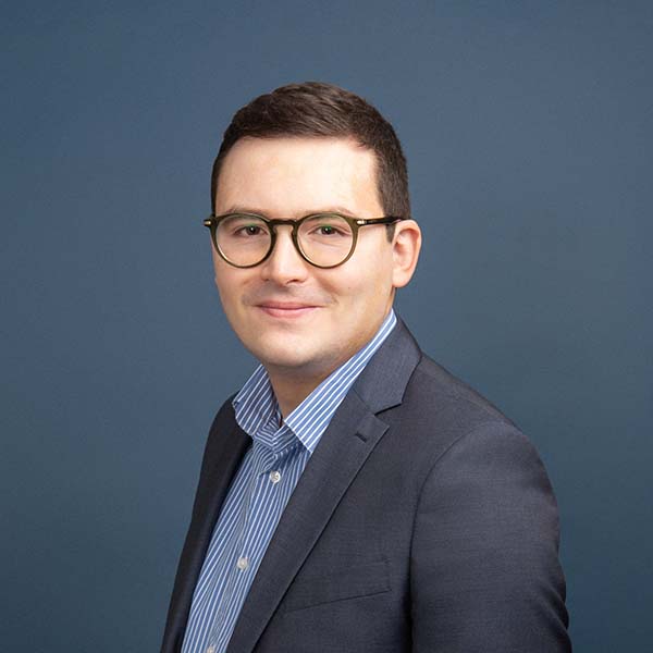 Portrait du Dr Stéphane Radoykov, psychiatre à Paris 15e